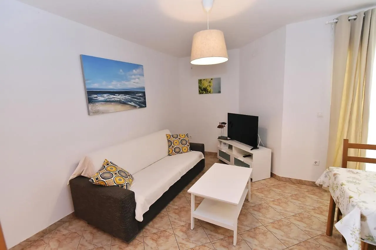 Apartments Luni II Baška