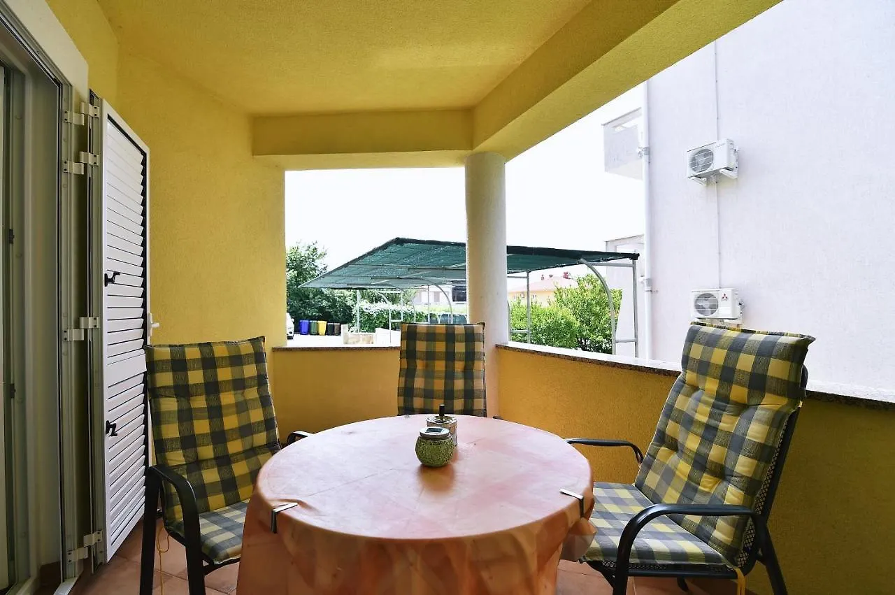 Apartments Luni II Baška
